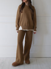 Load image into Gallery viewer, Contrast Knit Pant Set
